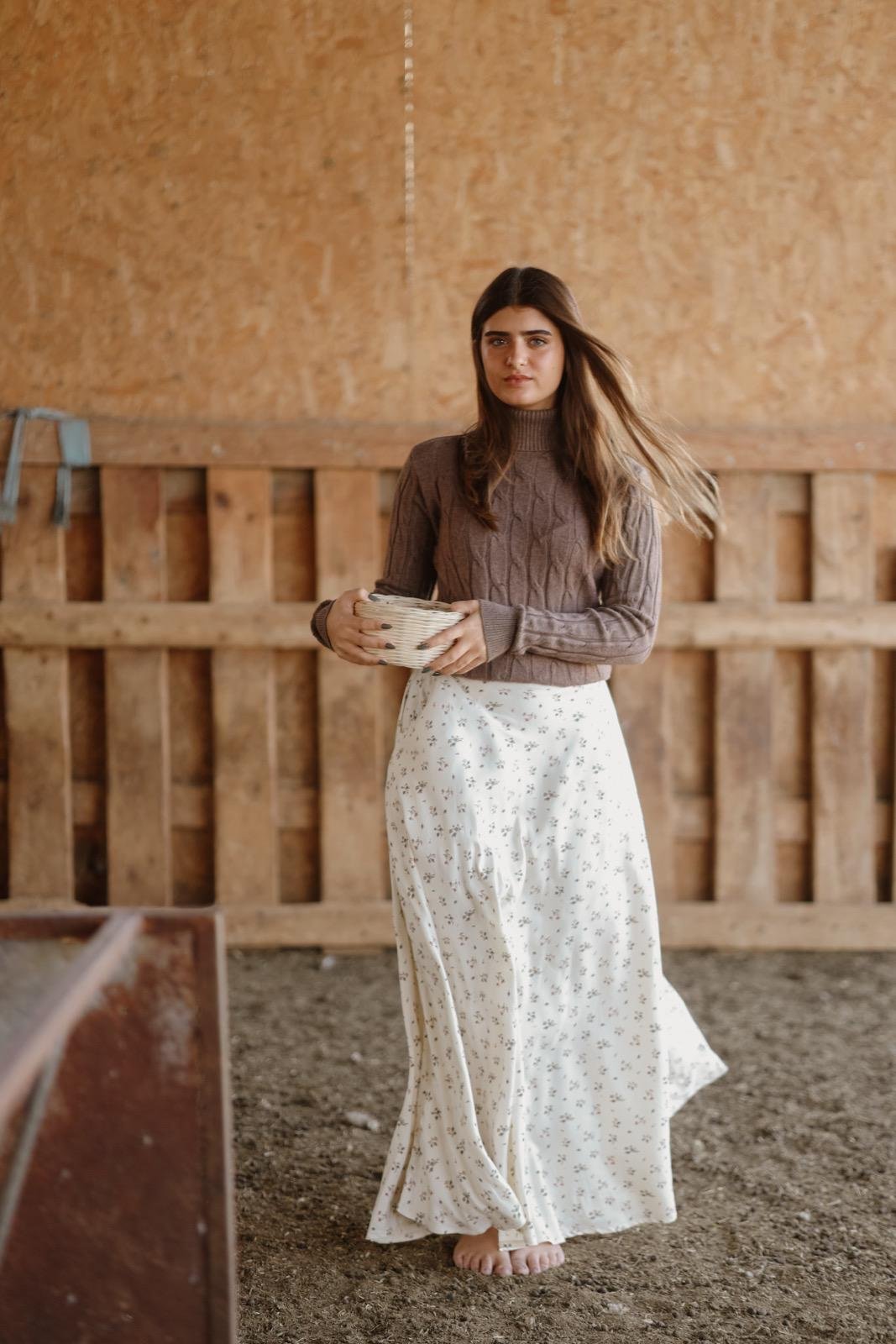 הַמְּלַקֶּטֶת- פרחים שמנת