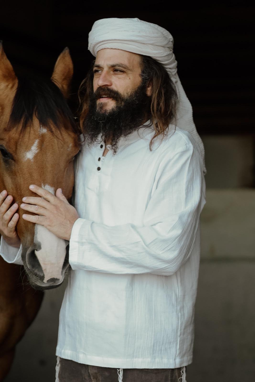 הַשּׁוֹאֵב-לבן