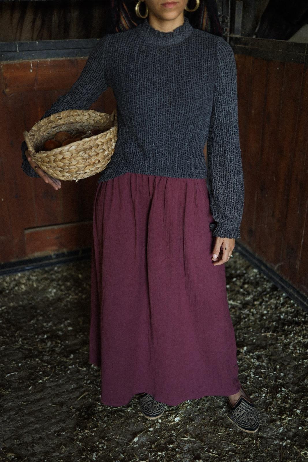 הַשּׁוֹזֶרֶת -יין