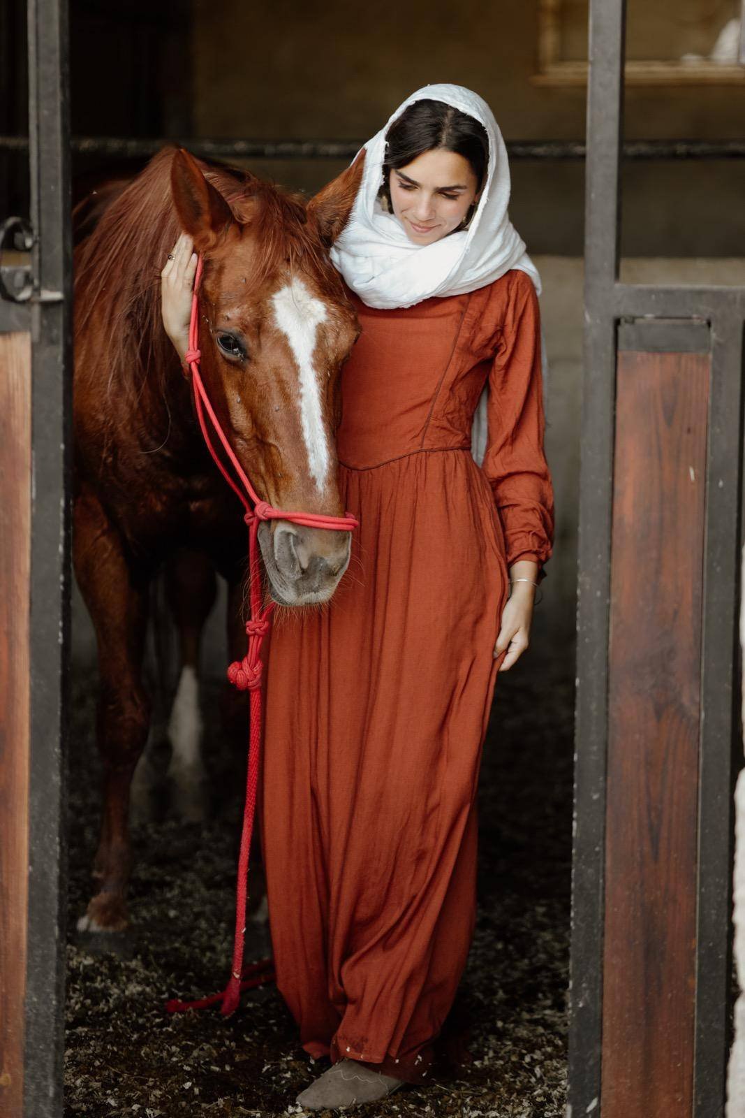 כְּפָר-חמרא